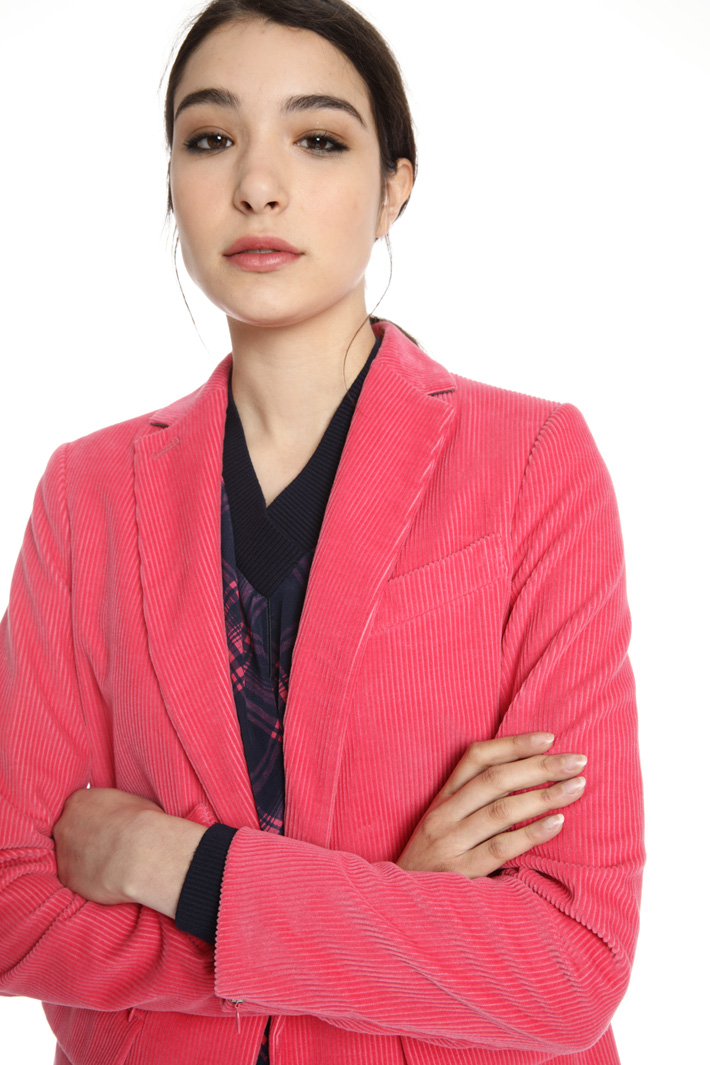 Oversized velvet blazer Intrend Oversized velvet blazer Intrend