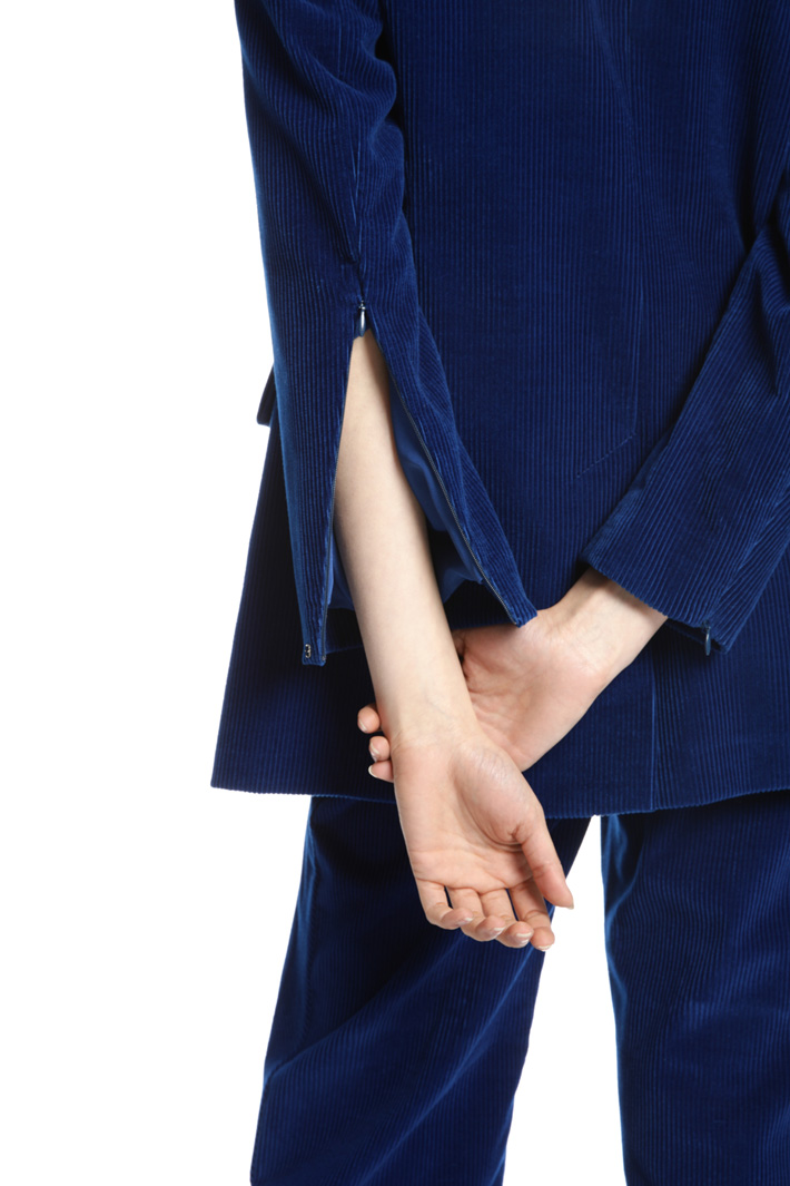 Oversized velvet blazer Intrend Oversized velvet blazer Intrend