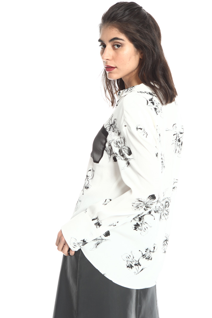 Soft viscose shirt Intrend Soft viscose shirt Intrend