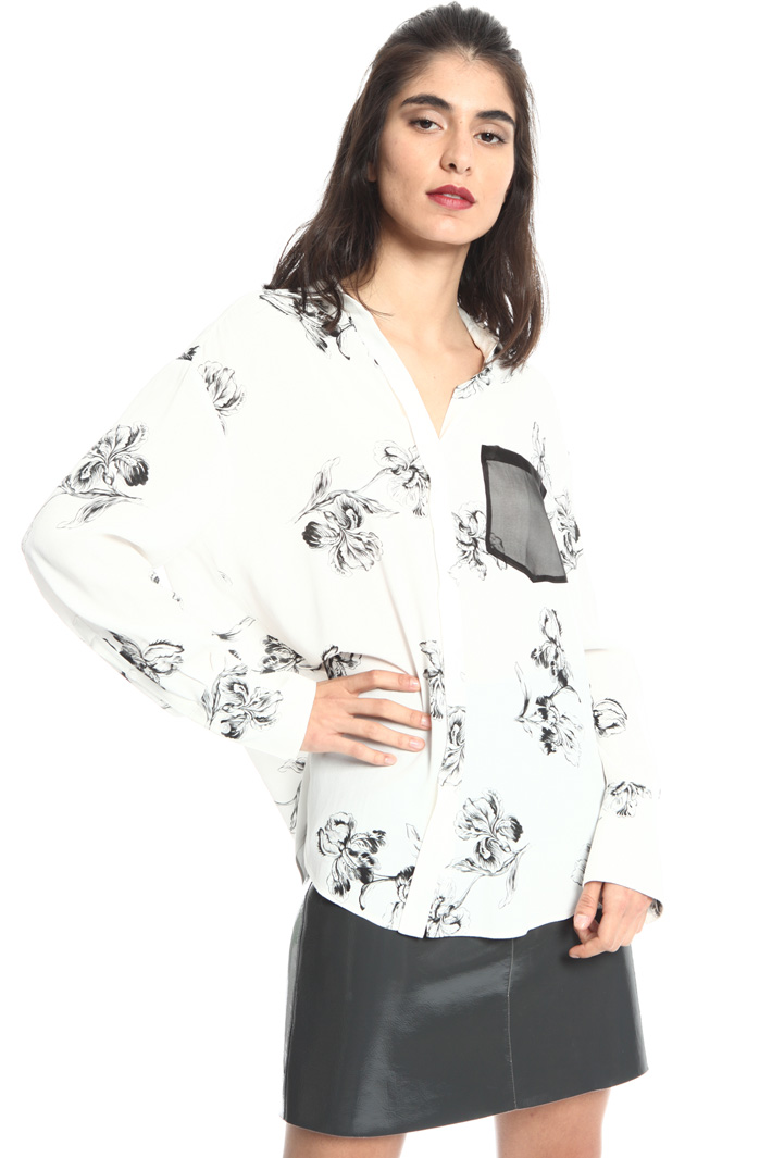 Soft viscose shirt Intrend Soft viscose shirt Intrend