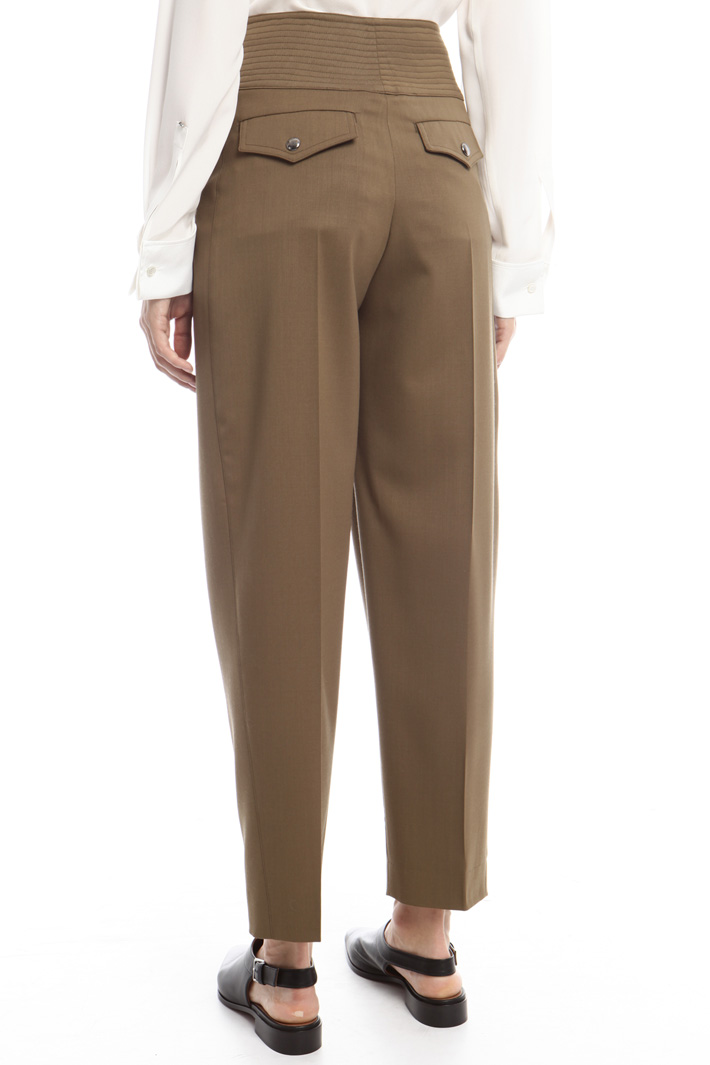 Lightweight wool trousers
Intrend Lightweight wool trousers
Intrend