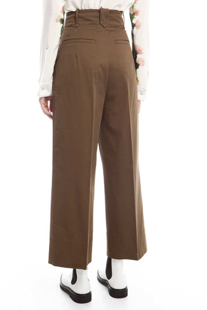 Pantaloni in cotone Intrend Pantaloni in cotone Intrend