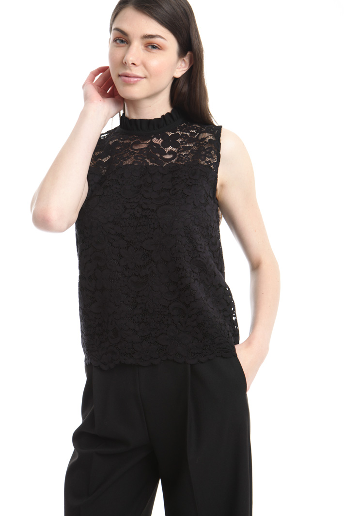 Top smanicato in pizzo Intrend Top smanicato in pizzo Intrend