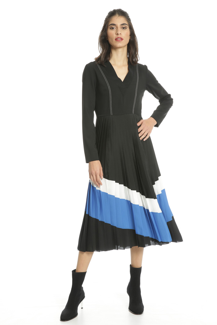 Midi dress Intrend Midi dress Intrend