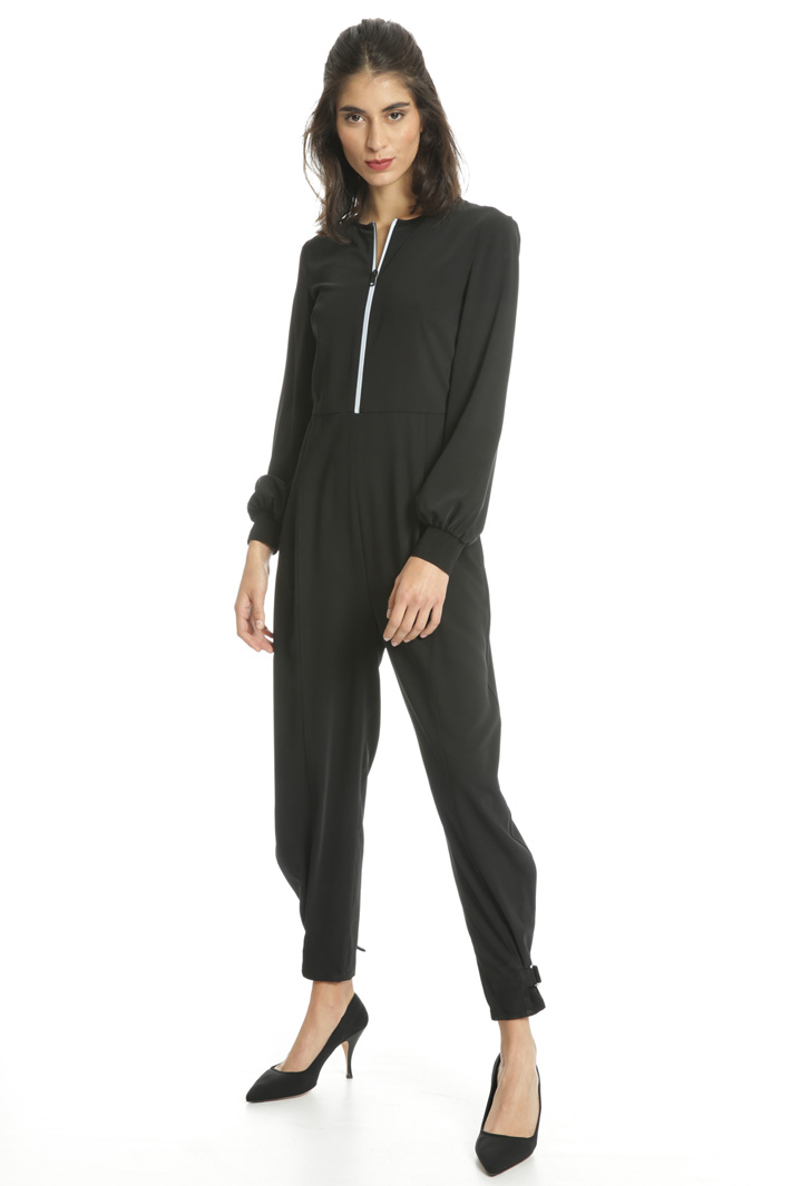Loose-fit jumpsuit Intrend Loose-fit jumpsuit Intrend