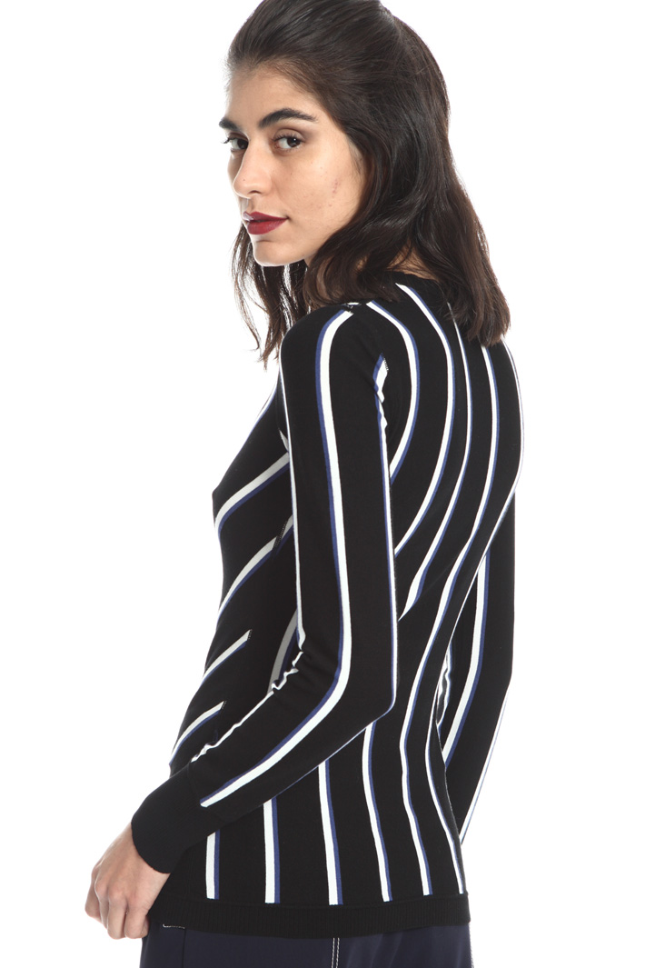 Viscose sweater Intrend Viscose sweater Intrend
