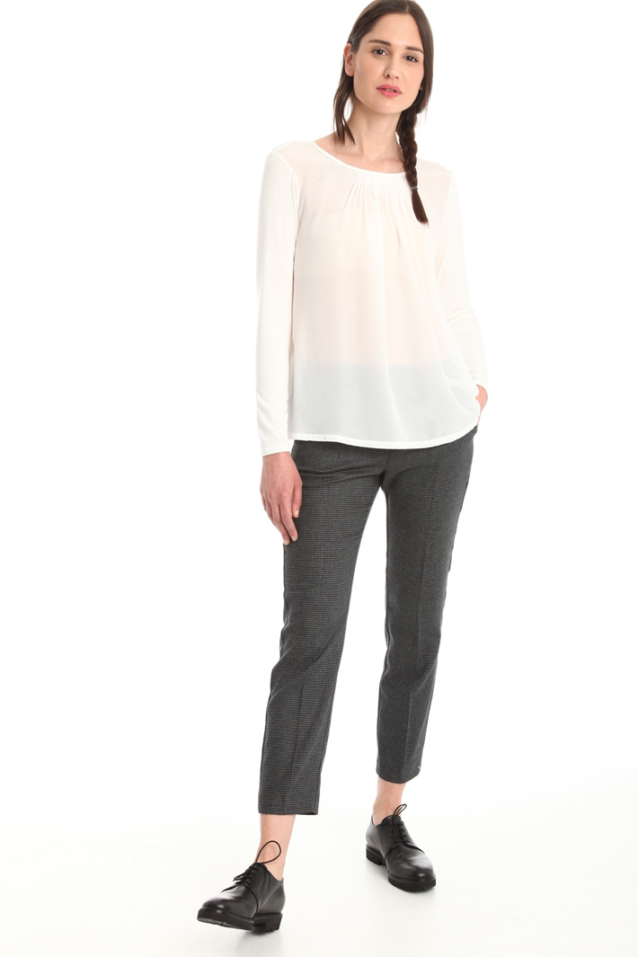 T-shirt in jersey fluido Intrend T-shirt in jersey fluido Intrend