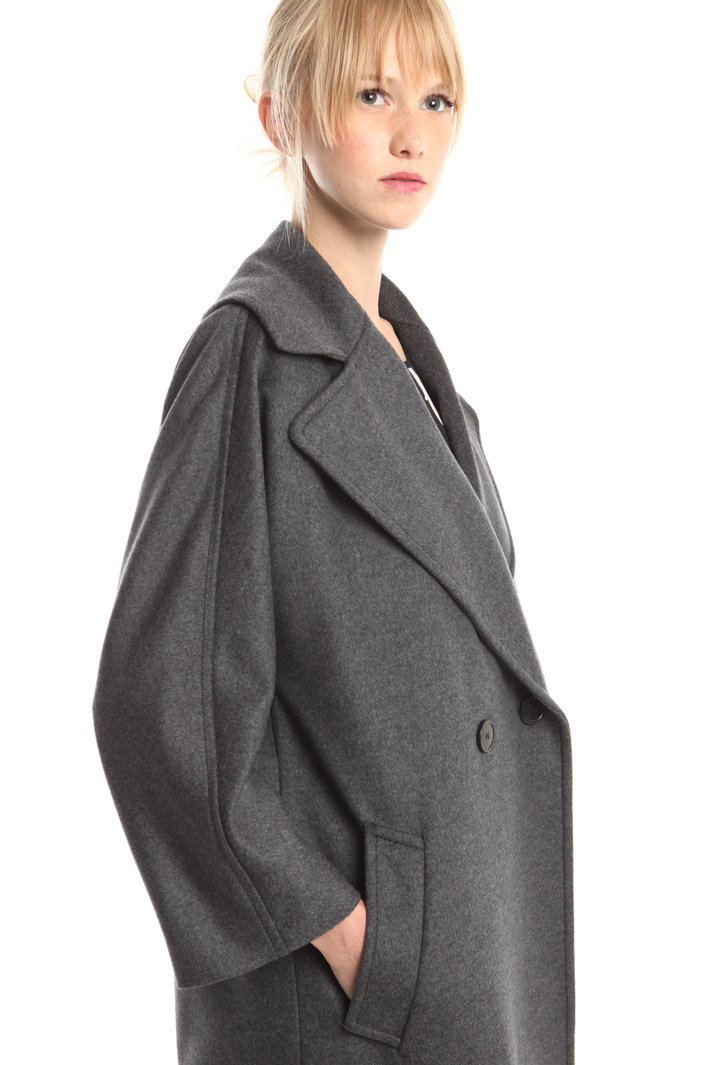 Wide lapel coat Intrend Wide lapel coat Intrend