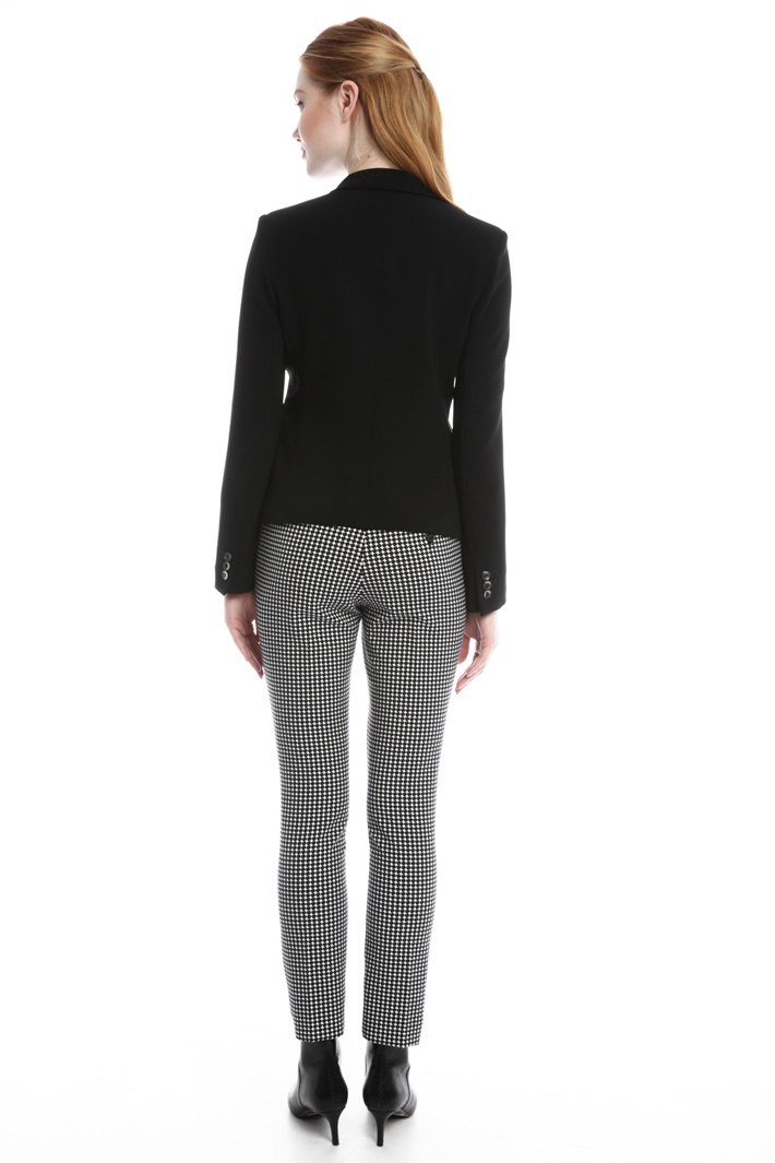 Giacca aderente in cady Intrend Giacca aderente in cady Intrend