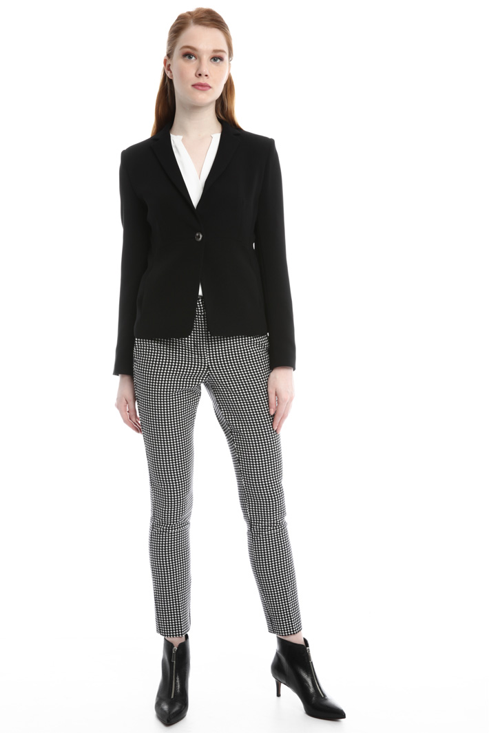 Giacca aderente in cady Intrend Giacca aderente in cady Intrend