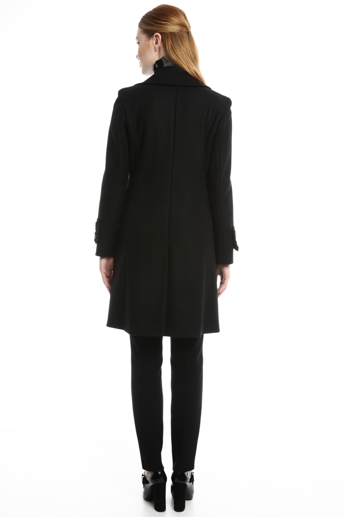 Embroidered cuff coat Intrend Embroidered cuff coat Intrend