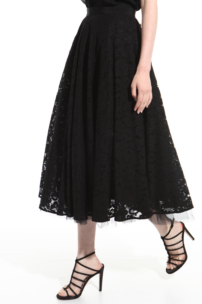 Wide lace and tulle skirt Intrend Wide lace and tulle skirt Intrend