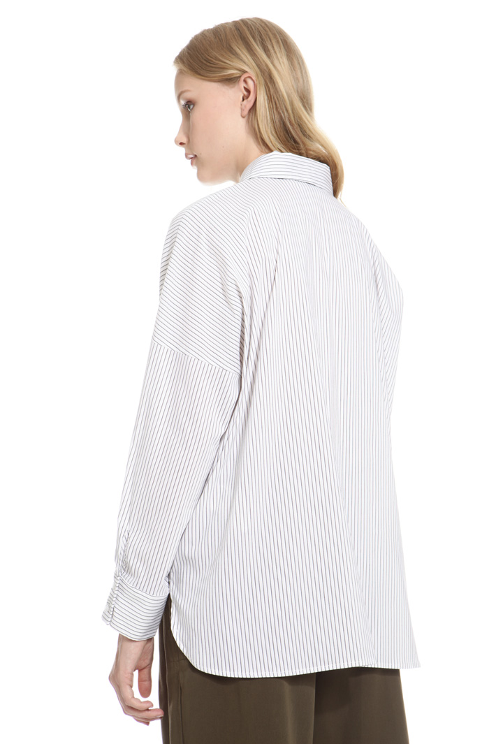 Camicia over con ricamo Intrend Camicia over con ricamo Intrend