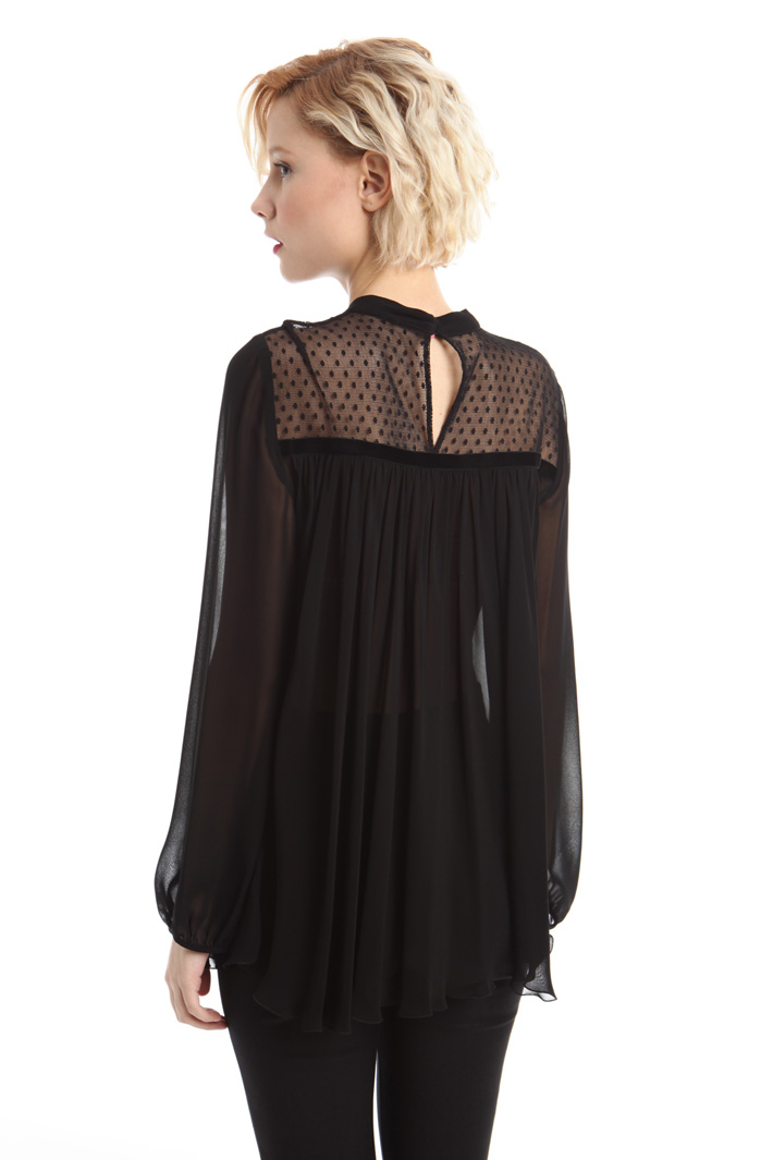 Blusa fluida in georgette Intrend Blusa fluida in georgette Intrend