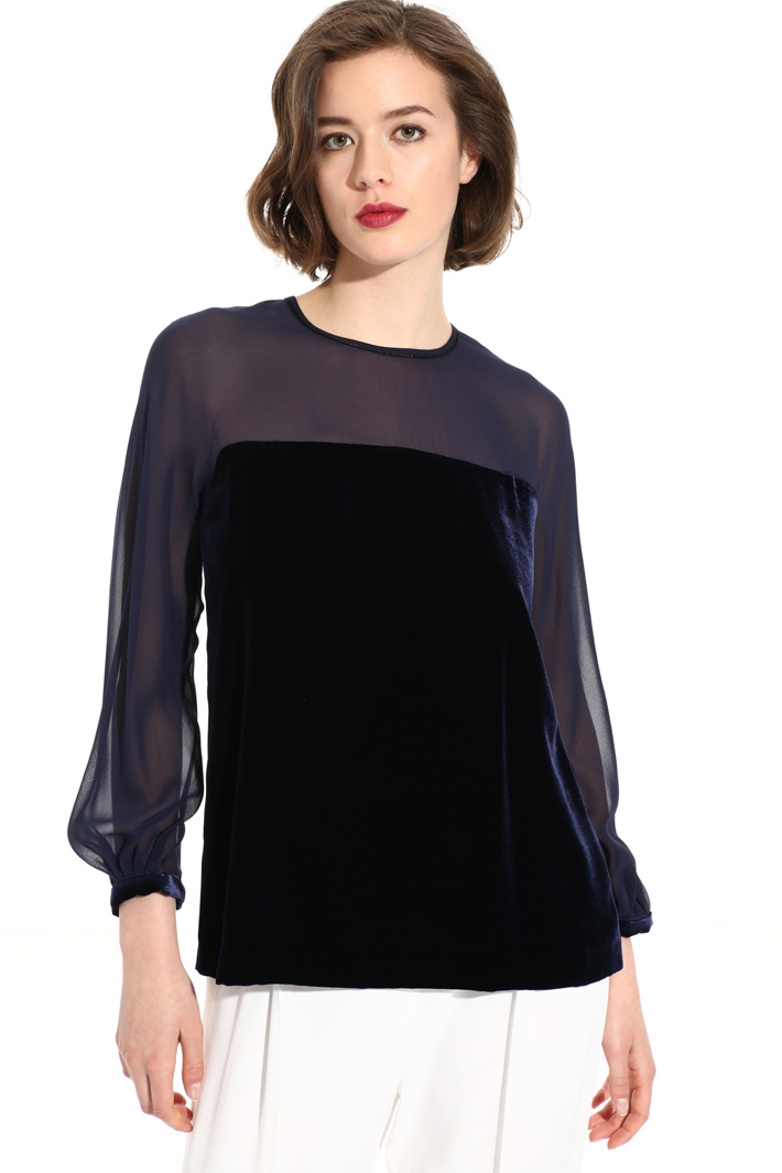 Silk blouse Intrend Silk blouse Intrend