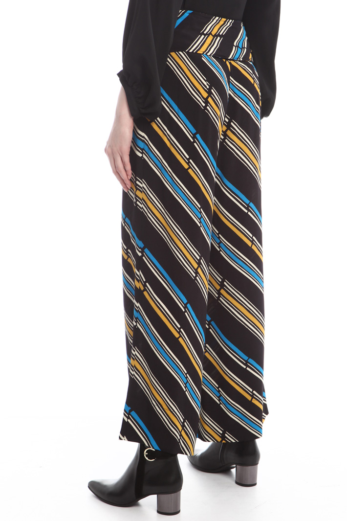 Pantaloni fantasia in crepe Intrend Pantaloni fantasia in crepe Intrend