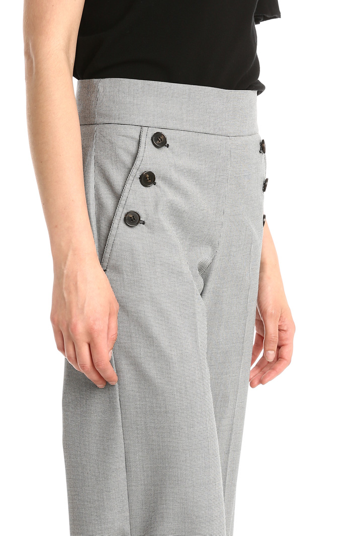 Pantalone cropped con bottoni Intrend Pantalone cropped con bottoni Intrend