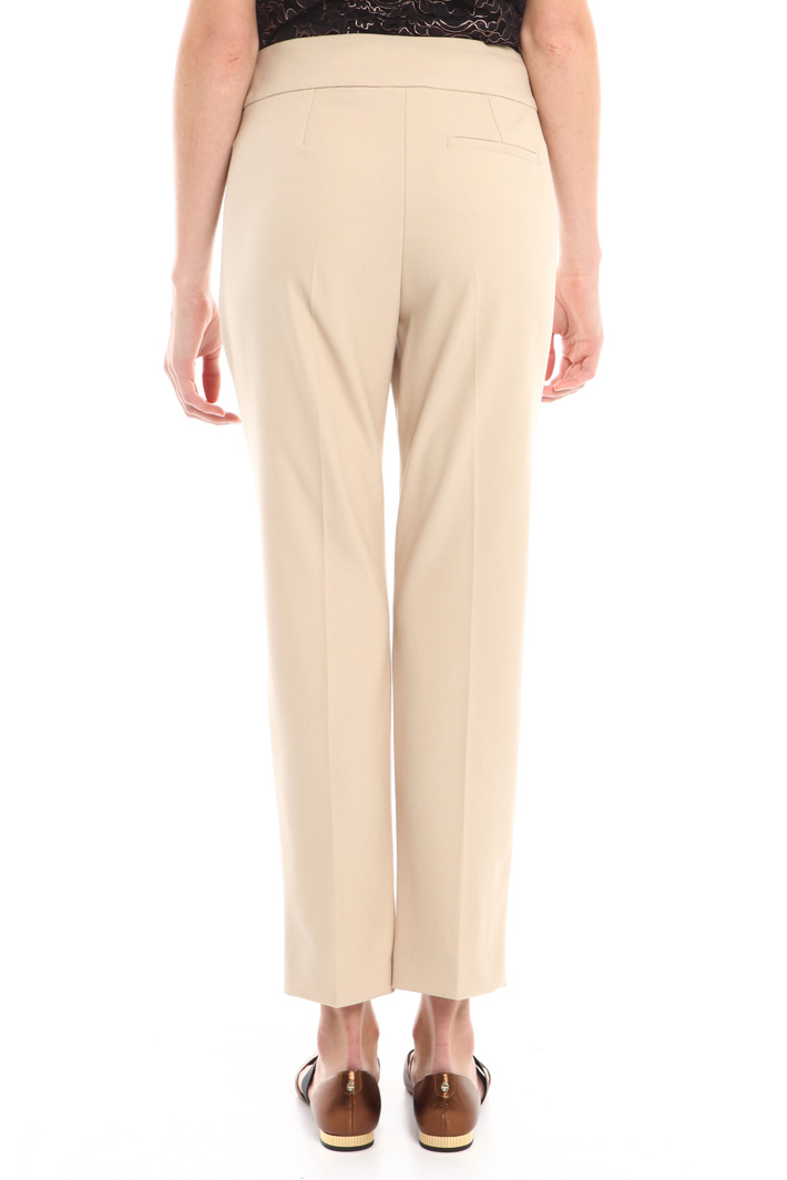 Pantaloni in crepe stretch Intrend Pantaloni in crepe stretch Intrend