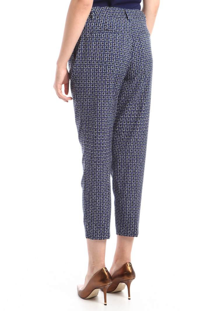 Pantaloni a sigaretta stampati Intrend Pantaloni a sigaretta stampati Intrend