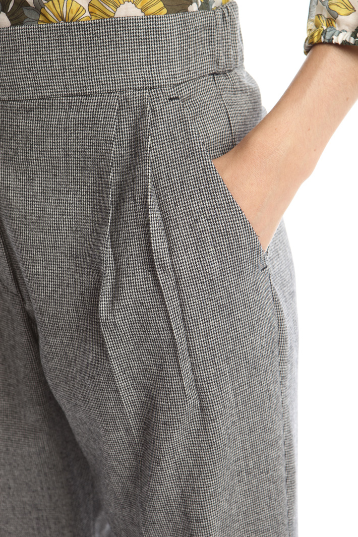 Pantaloni a carota in flanella Intrend Pantaloni a carota in flanella Intrend