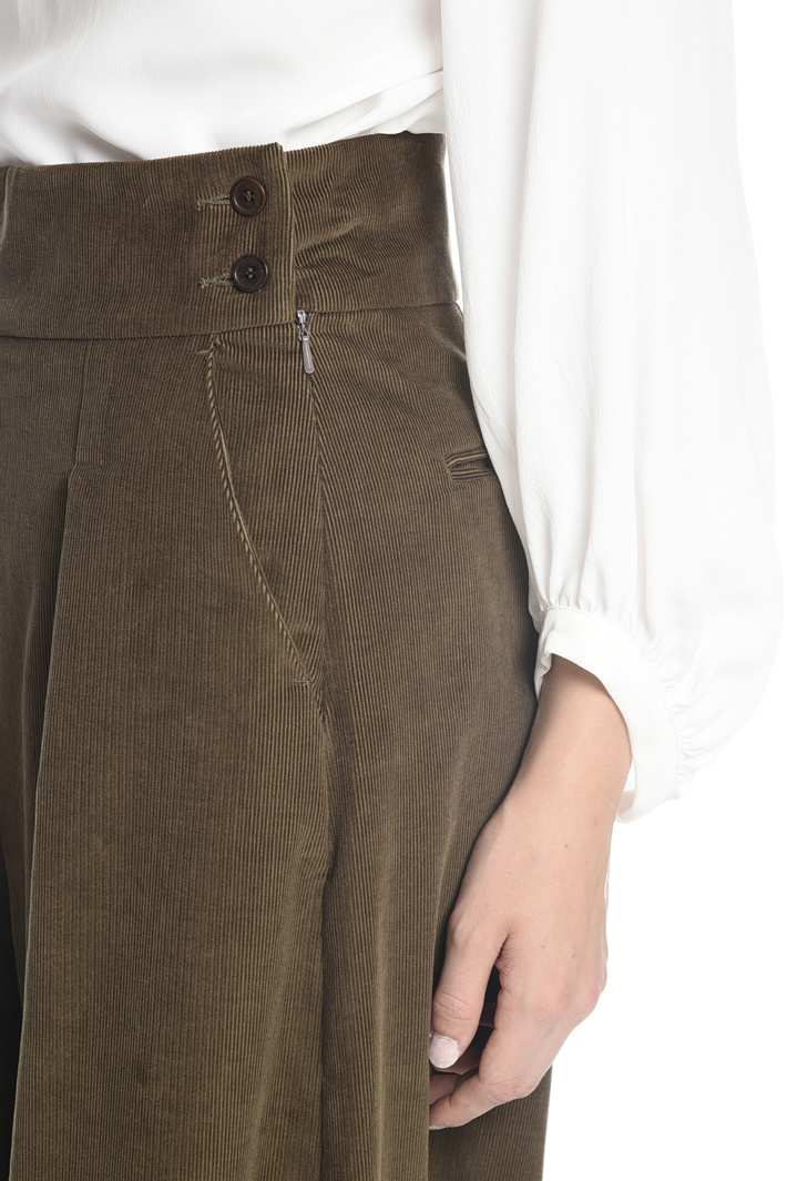 Pantaloni svasati in velluto Intrend Pantaloni svasati in velluto Intrend