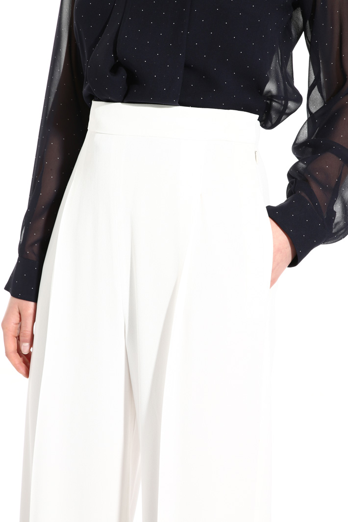 Long crepe trousers Intrend Long crepe trousers Intrend