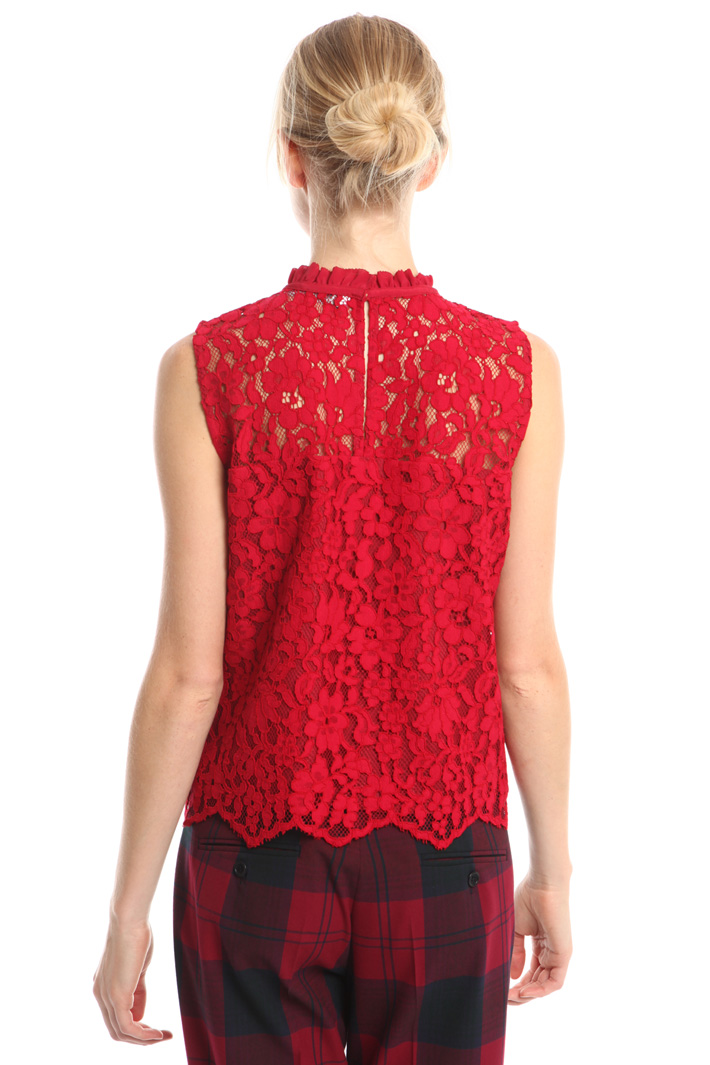 Top smanicato in pizzo Intrend Top smanicato in pizzo Intrend