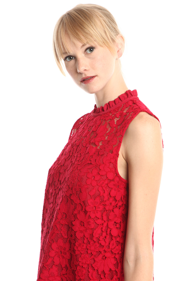 Top smanicato in pizzo Intrend Top smanicato in pizzo Intrend