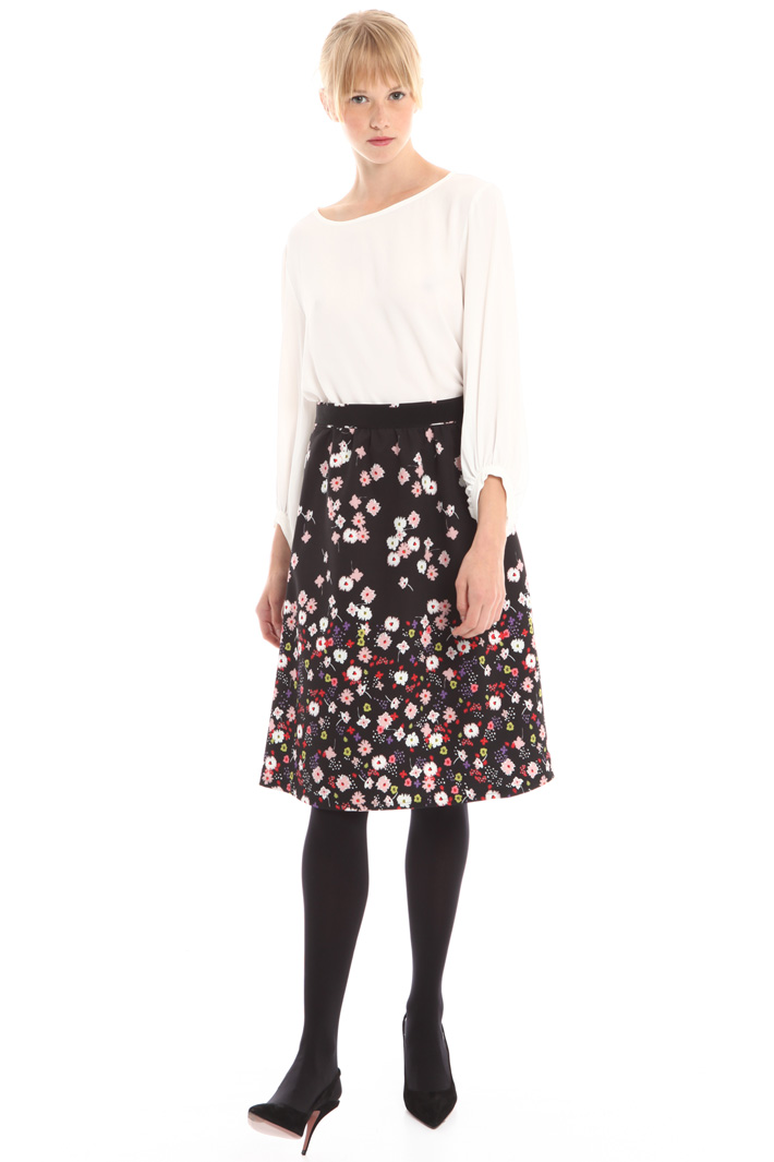 Blusa in crepe misto seta Intrend Blusa in crepe misto seta Intrend