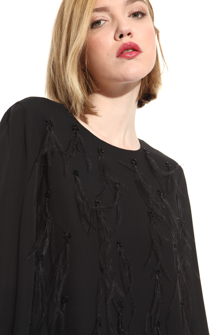 Tunic with feathers Intrend Tunic with feathers Intrend