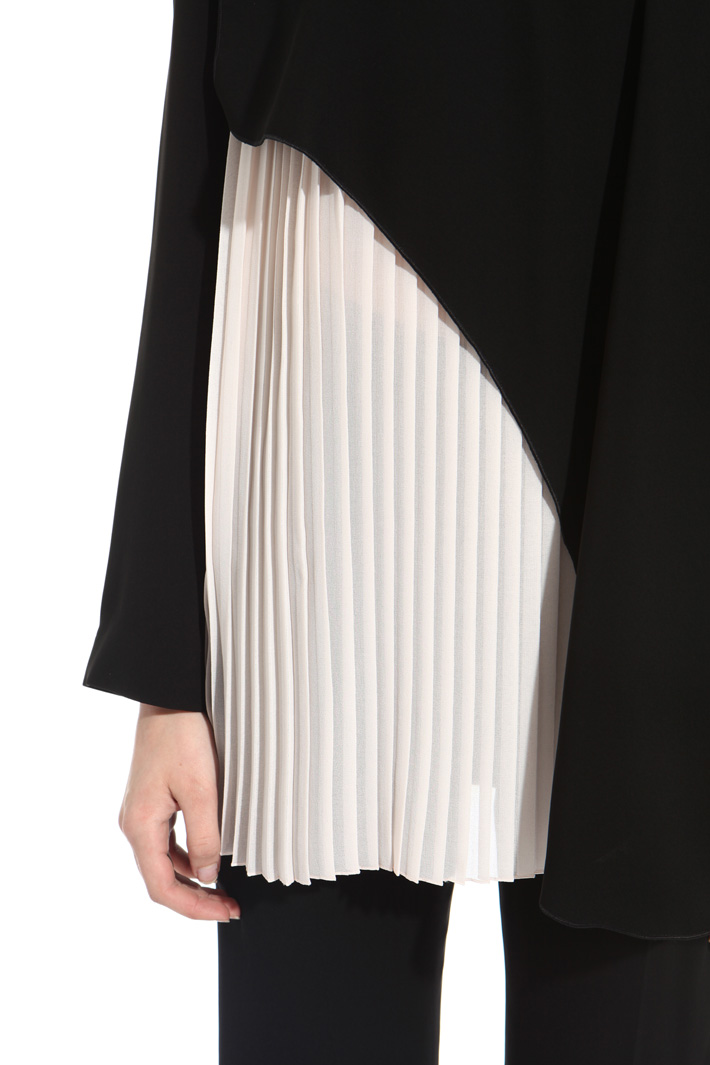 Pleated effect blouse Intrend Pleated effect blouse Intrend