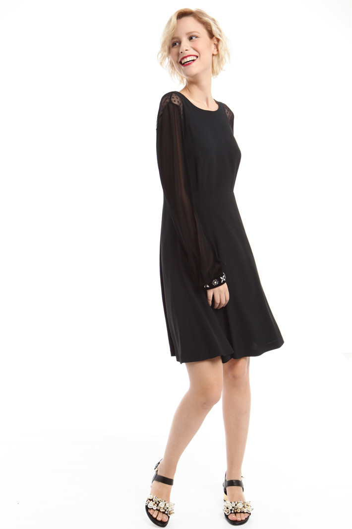 Abito con polsini gioiello Intrend Abito con polsini gioiello Intrend