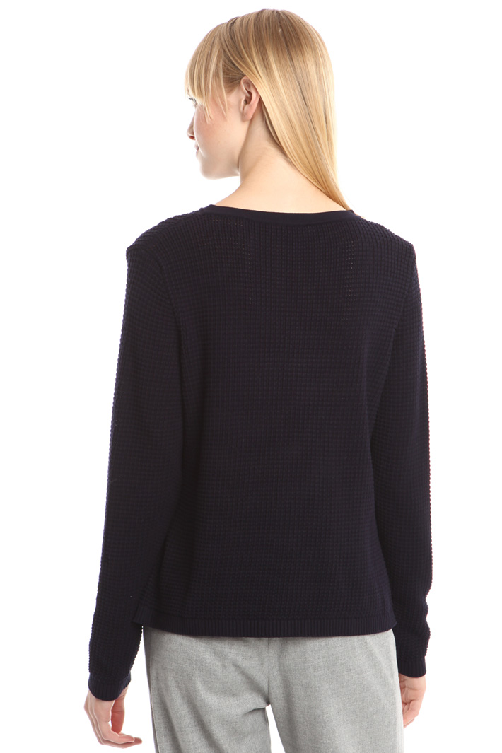 Maglia in viscosa a rilievo Intrend Maglia in viscosa a rilievo Intrend