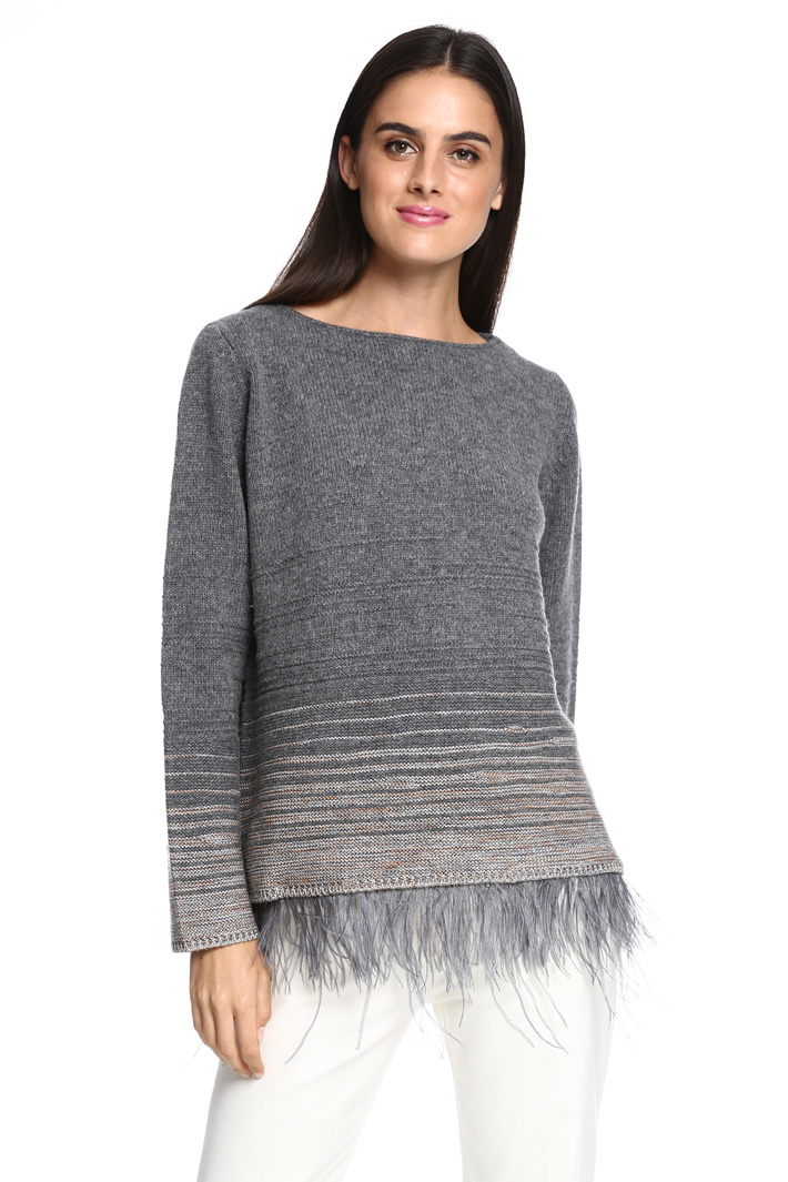 Maglia con bordo di piume Intrend Maglia con bordo di piume Intrend