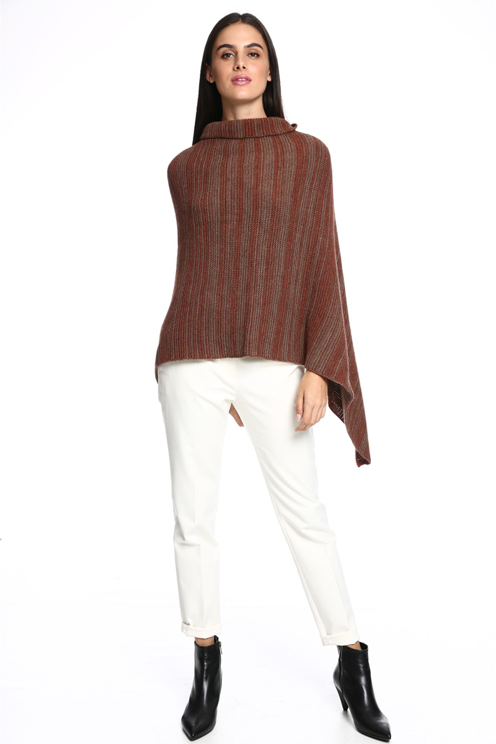 Poncho in maglia Intrend Poncho in maglia Intrend
