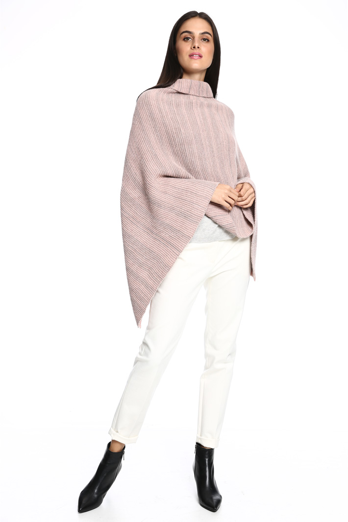 Poncho in maglia Intrend Poncho in maglia Intrend
