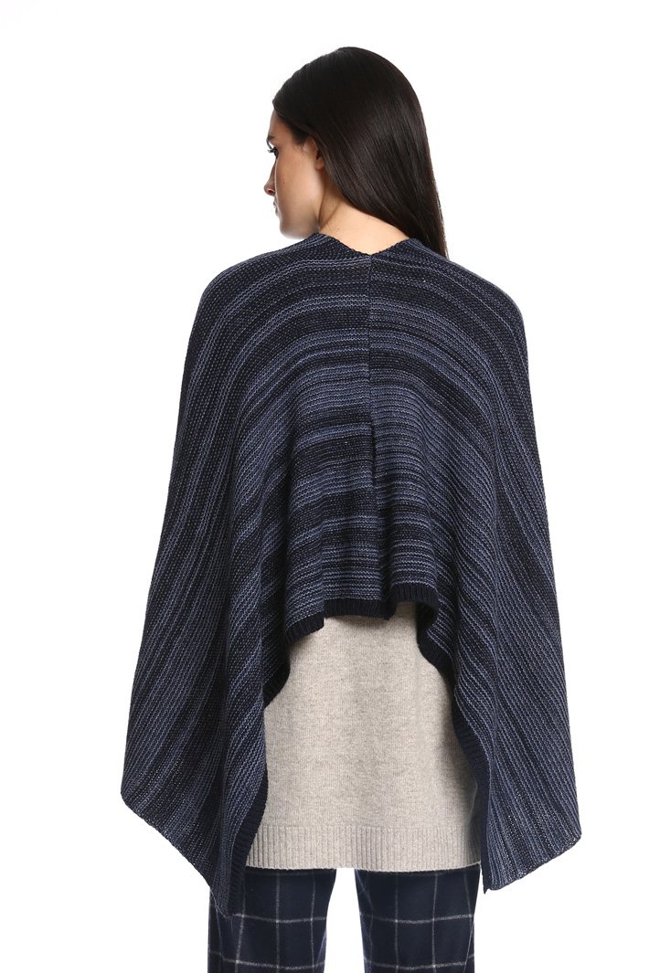 Poncho in maglia Intrend Poncho in maglia Intrend
