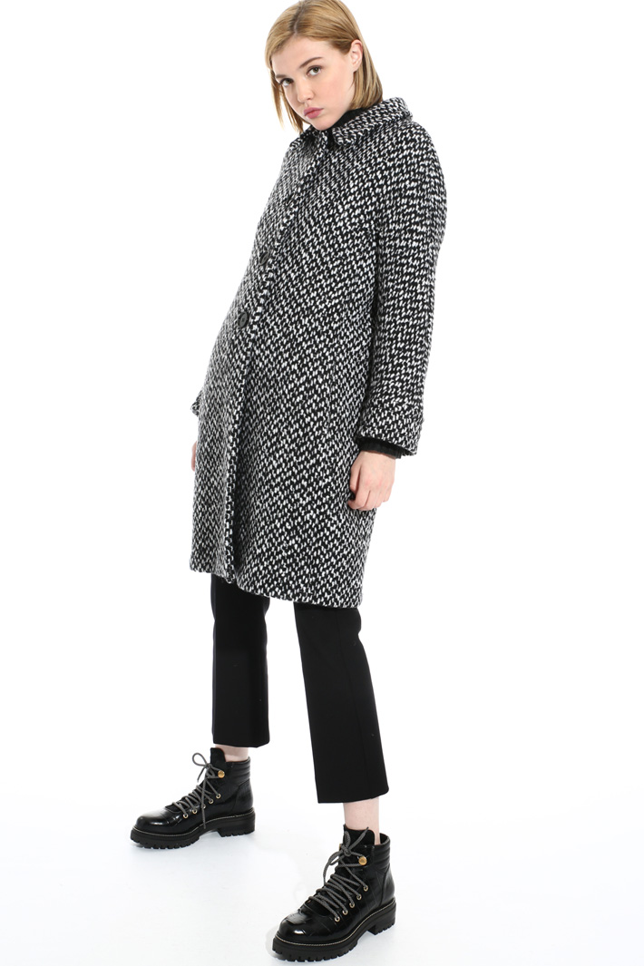 Wool and alpaca coat
Intrend Wool and alpaca coat
Intrend