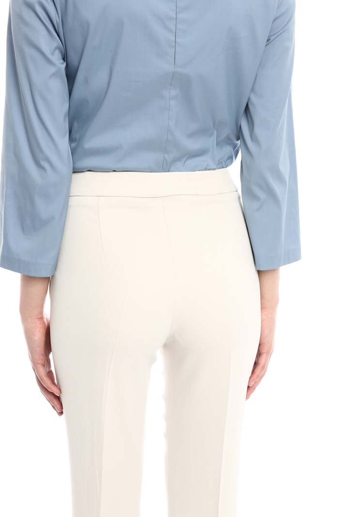 Pantaloni con zip laterale Intrend Pantaloni con zip laterale Intrend