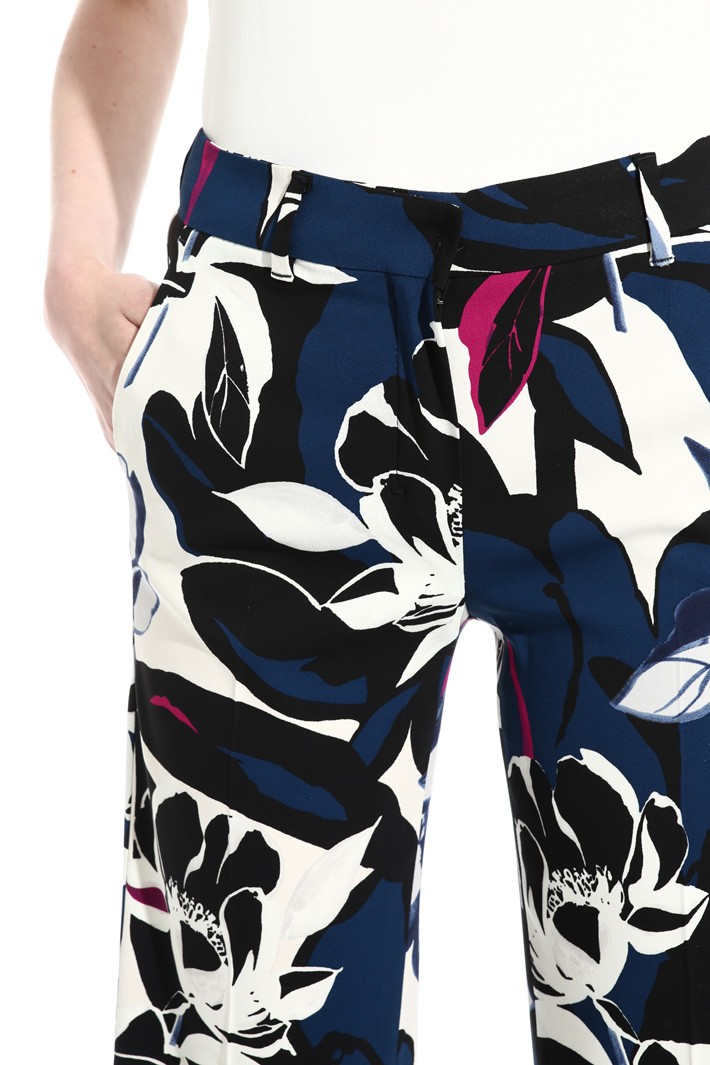 Regular fit viscose trousers Intrend Regular fit viscose trousers Intrend
