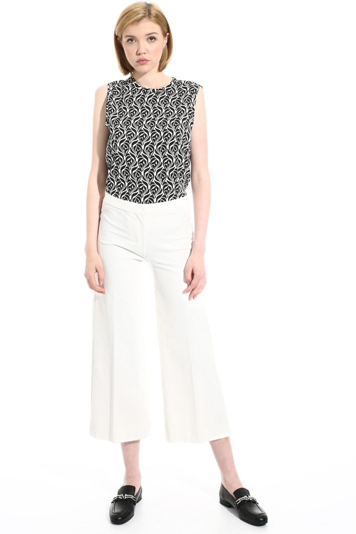 Cropped trousers in cotton Intrend Cropped trousers in cotton Intrend