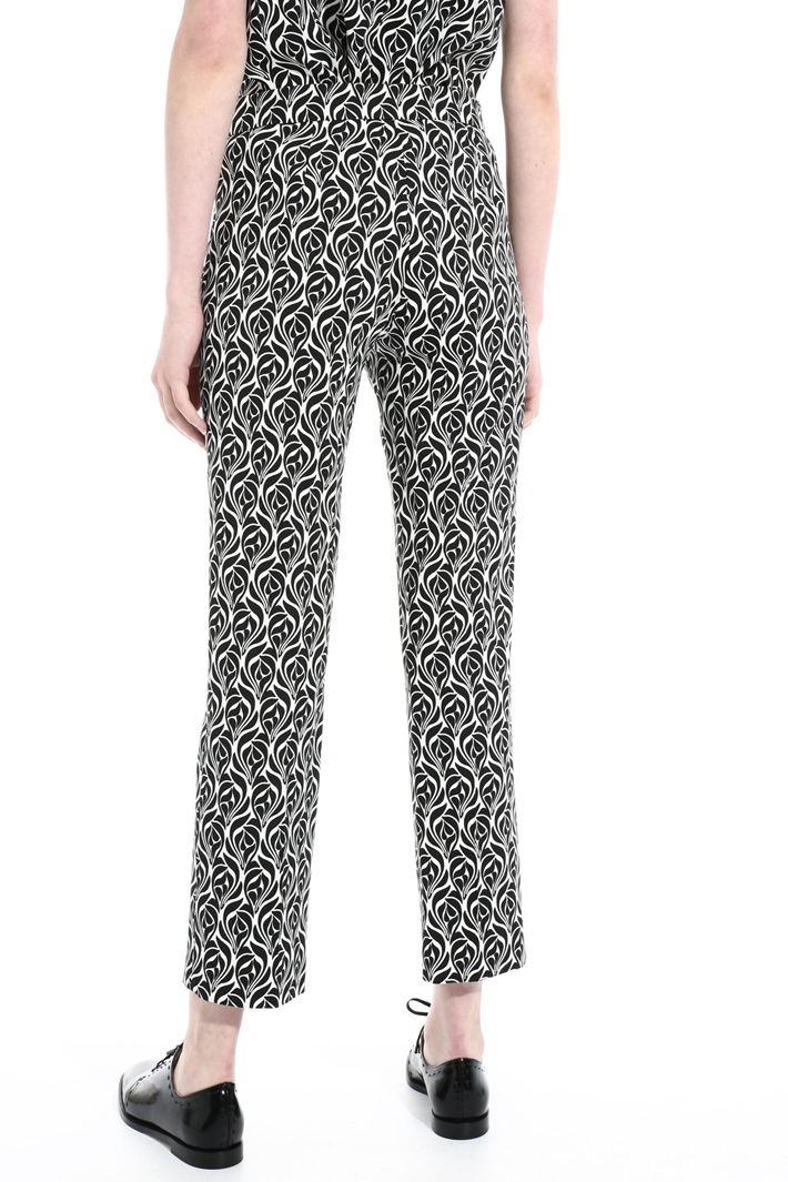 Cropped viscose trousers Intrend Cropped viscose trousers Intrend