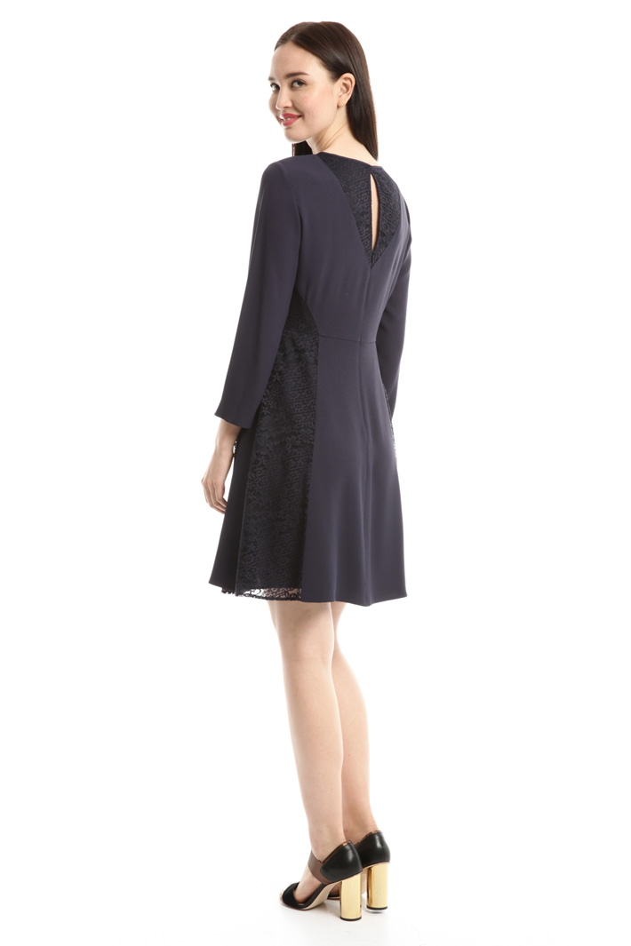 Abito in crepe enver satin Intrend Abito in crepe enver satin Intrend