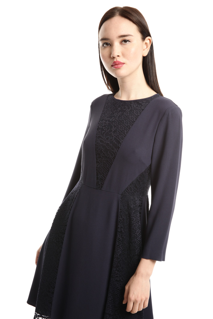 Abito in crepe enver satin Intrend Abito in crepe enver satin Intrend