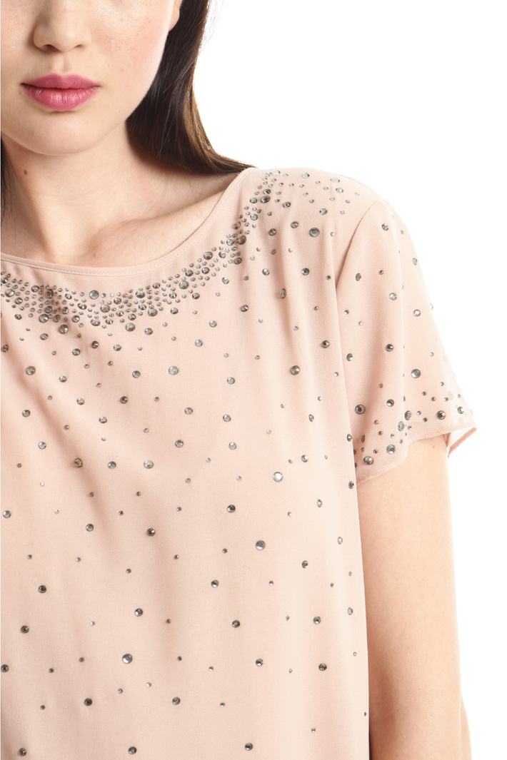 Abito in georgette con strass Intrend Abito in georgette con strass Intrend