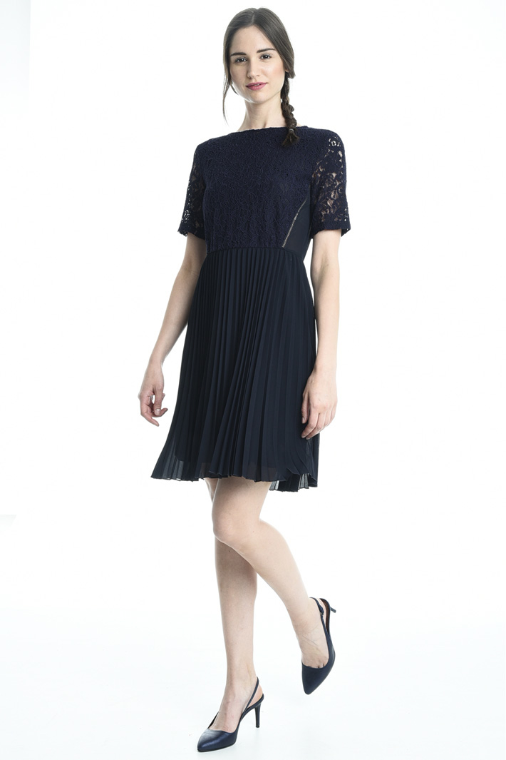 Abito in jersey fluido Intrend Abito in jersey fluido Intrend