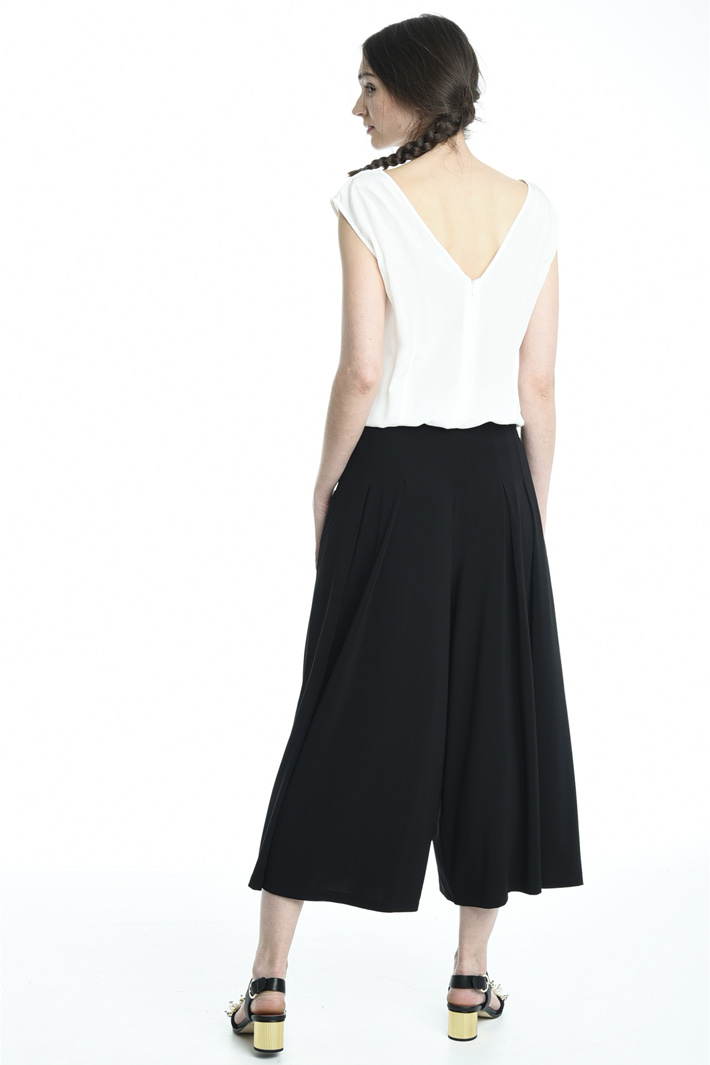 Tuta in crepe e jersey Intrend Tuta in crepe e jersey Intrend