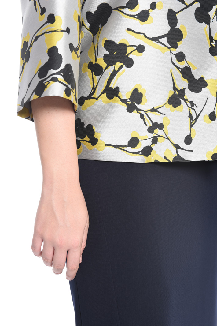 Giacca con disegno jacquard Intrend Giacca con disegno jacquard Intrend
