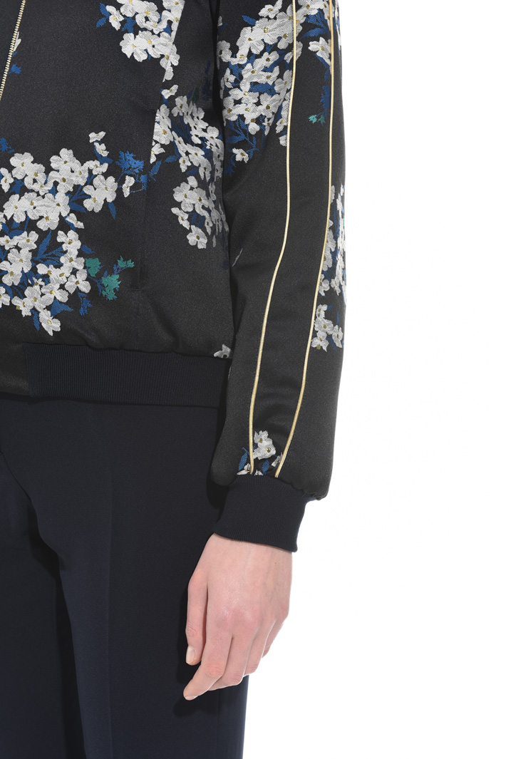 Giacca in jacquard lurex Intrend Giacca in jacquard lurex Intrend