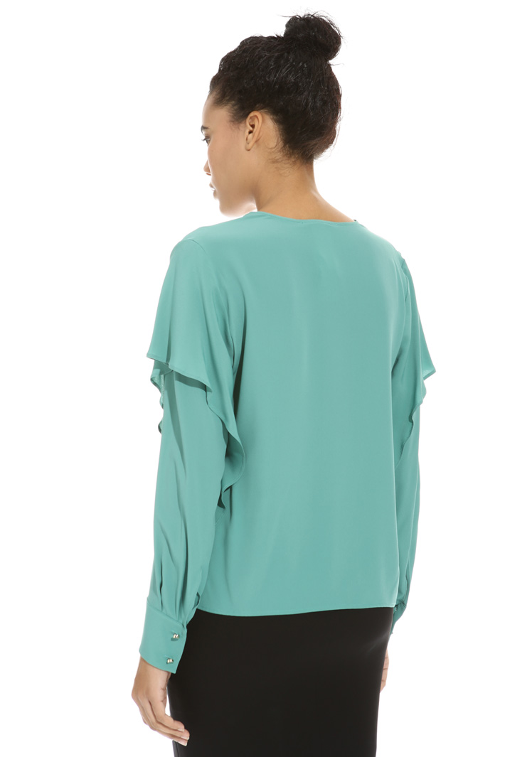 Flounced crepe blouse Intrend Flounced crepe blouse Intrend